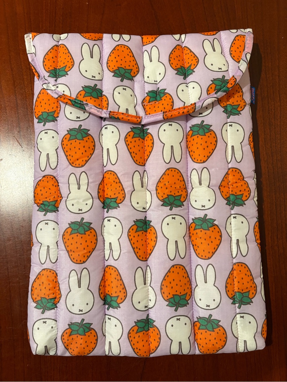 BAGGU x Miffy Strawberry Puffy 16” Laptop Sleeve | UO Exclusive